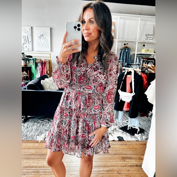 Pitaya Pink Floral Print Ruffle Tiered Puff Sleeve
Mini Dress Bohemian Mini - Picture 4 of 11